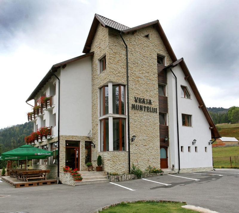Pensiunea Vraja Muntelui Arieseni Bagian luar foto